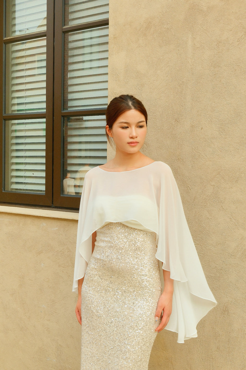 Elegant Chiffon Bridal Cape Shawl – Soft Flowy Wedding Cover Up for Bridal & Evening Dress