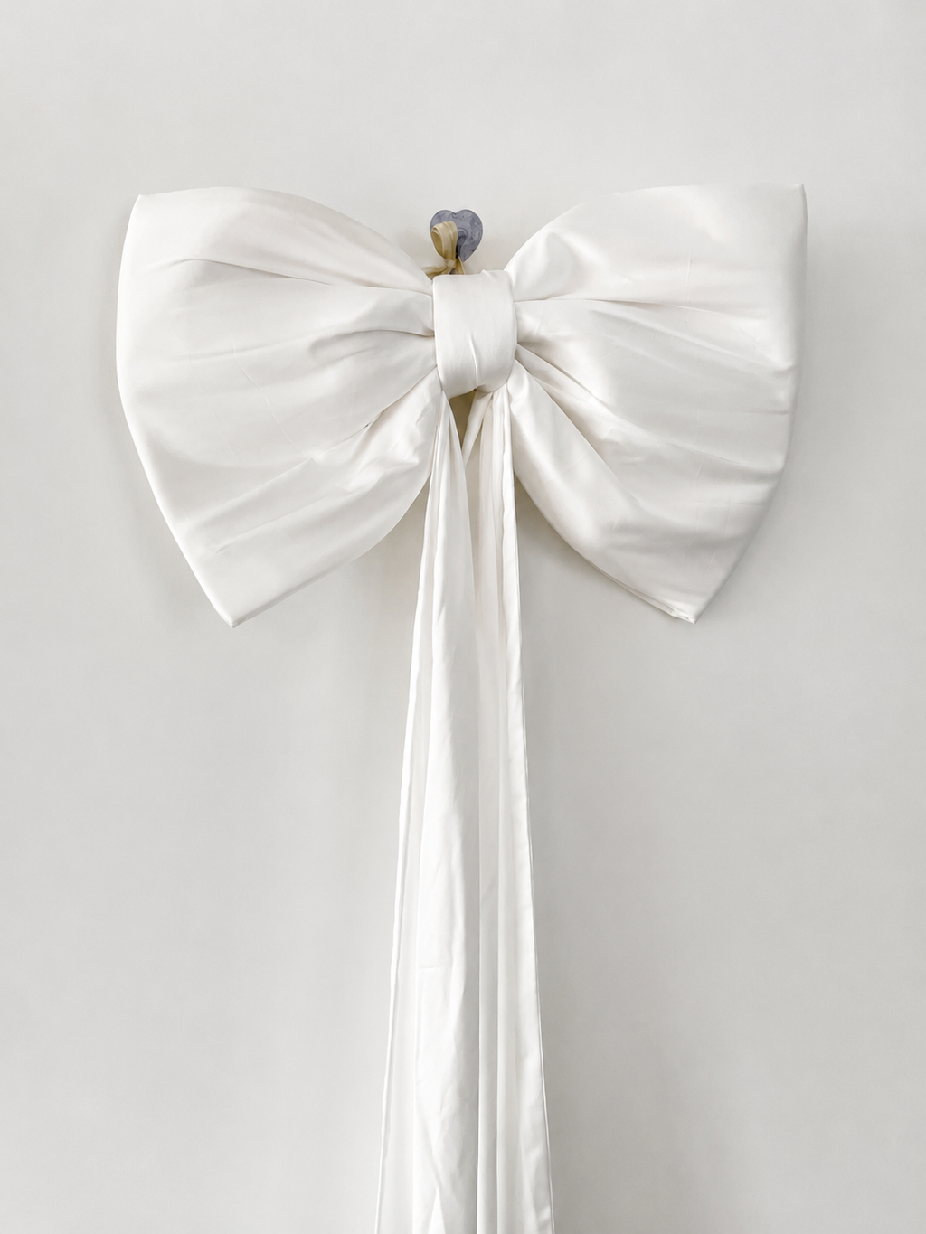Luxury Giant Crystal Satin Christmas Tree Bow | Oversized White Holiday Tree Topper with Long Tails